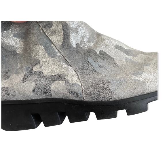 L'Amour Des Pieds Gray Silver Camo Hadirat Bootie Jeans Style Size 9.5M - Picture 10 of 12